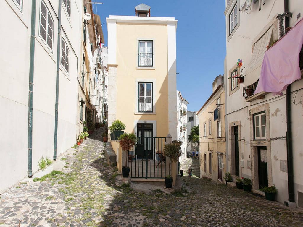 Апартаменты Patio Alfama Лиссабон Экстерьер фото